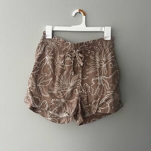 C&C California High Waist Brown Floral Shorts